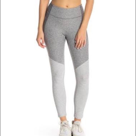 NWT Outdoor Voices 7/8 Tri-Tone Warmup Legging - Picture 6 of 6
